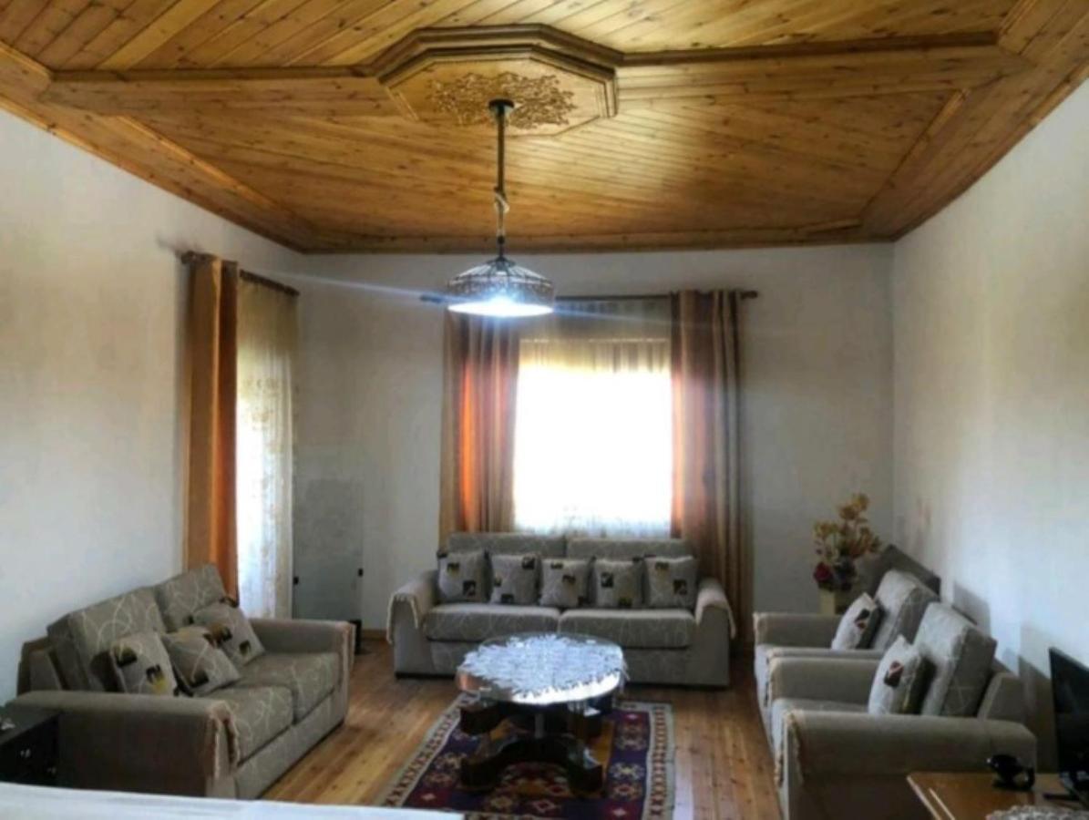 Miziriguesthouse Гірокастра Екстер'єр фото