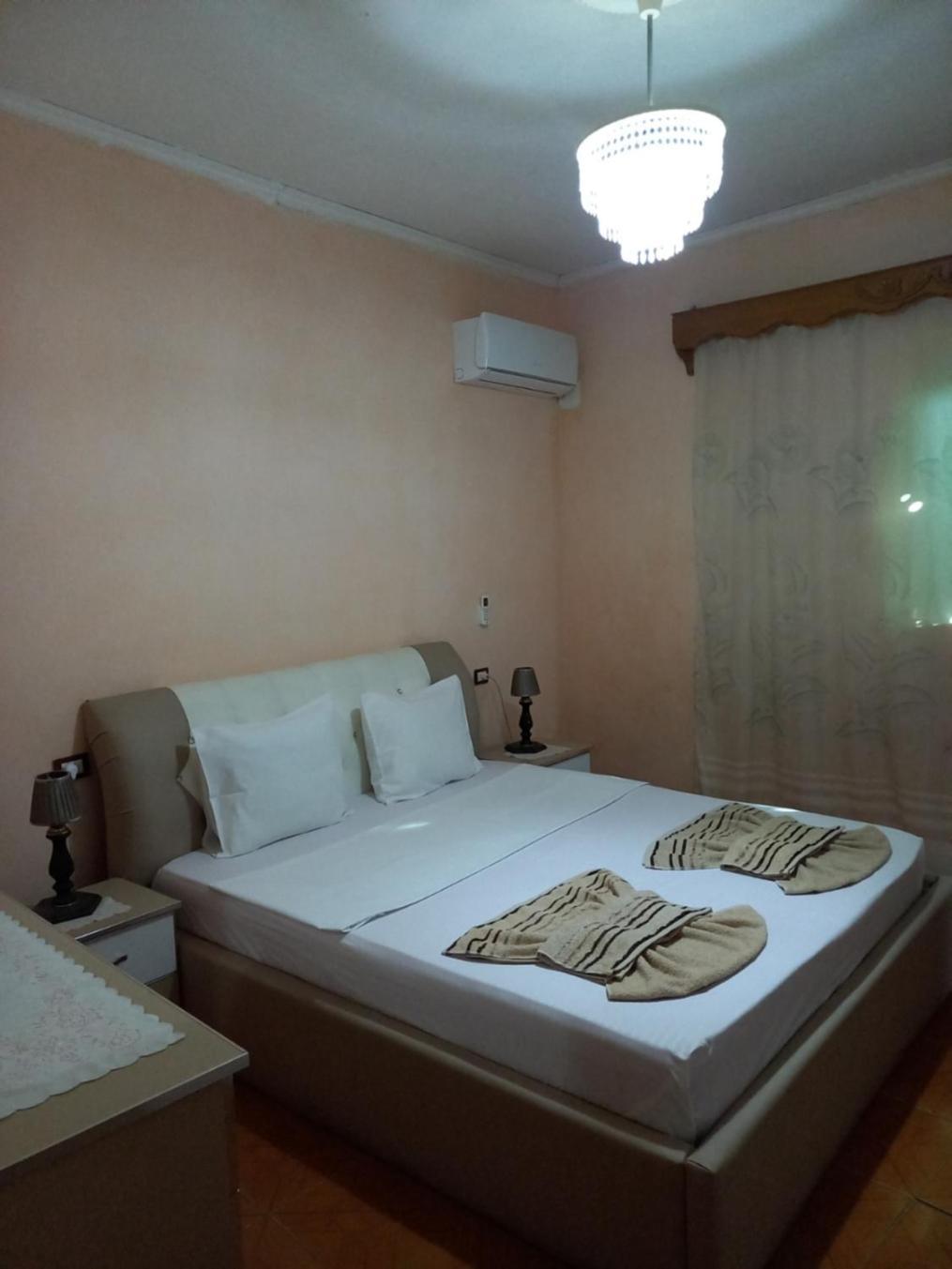 Miziriguesthouse Гірокастра Екстер'єр фото